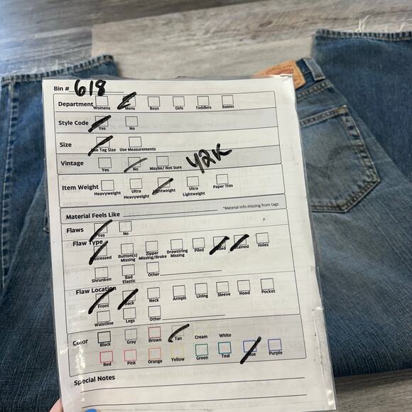 Vintage Y2k Levis 550 Red Tab‎ Womens 34x31 Blue Relaxed Tapered Denim Jeans - Picture 8 of 15